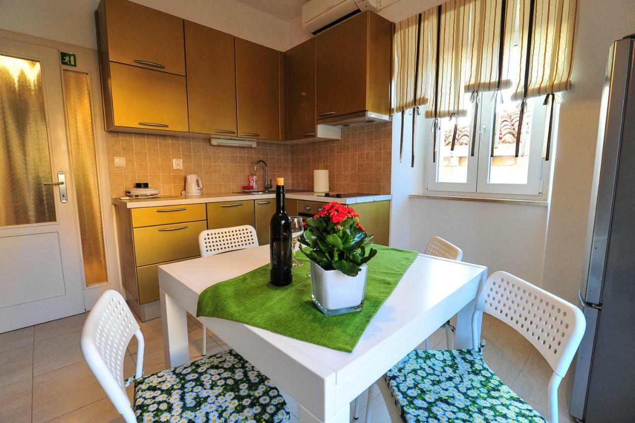 Apartment Punat Korcula Town Luaran gambar